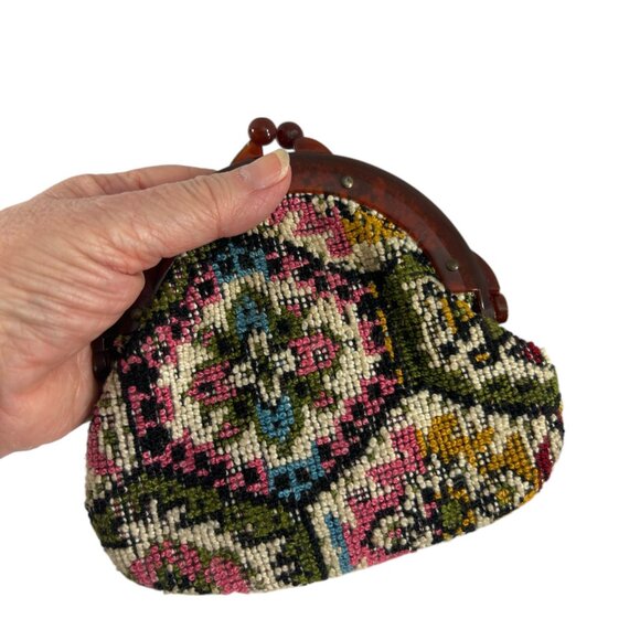 Vintage Petit Point Tapestry Style Purse Needlepoint Kiss Lock Clutch Handbag - Picture 4 of 9
